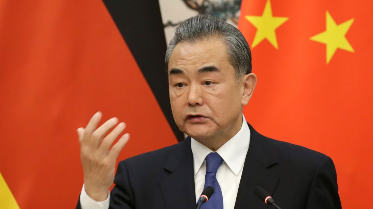 China On Israel Gaza Attack: ఇజ్రాయెల్-హమాస్ యుద్ధంపై అమెరికా ప్రకటన అనంతరం చైనా భారీ హెచ్చరిక China On Israel Gaza Attack: ఇజ్రాయెల్-హమాస్ యుద్ధంపై అమెరికా ప్రకటన అనంతరం చైనా భారీ హెచ్చరిక