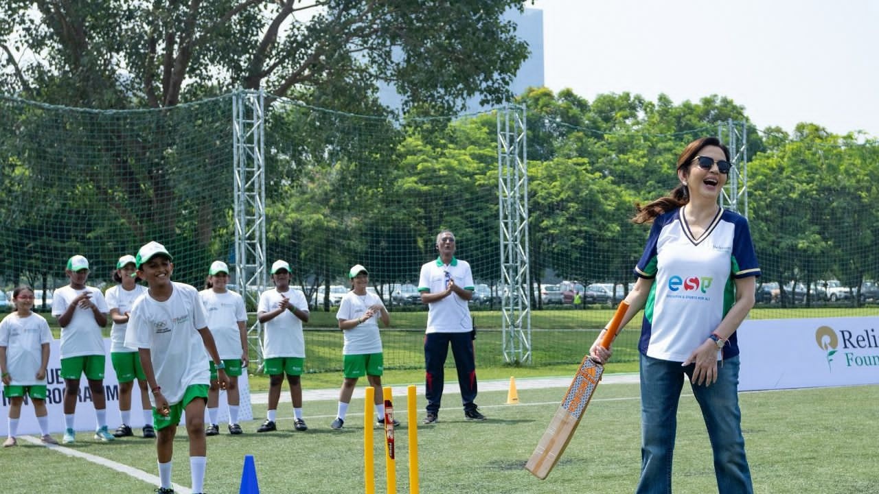 Nita Ambani : ఓ భారతీయురాలిగా గర్విస్తున్నా.. మన దేశంలో క్రికెట్ అనేది ఓ గేమ్ కాదు.. : నీతా అంబానీ Nita Ambani : ఓ భారతీయురాలిగా గర్విస్తున్నా.. మన దేశంలో క్రికెట్ అనేది ఓ గేమ్ కాదు.. : నీతా అంబానీ