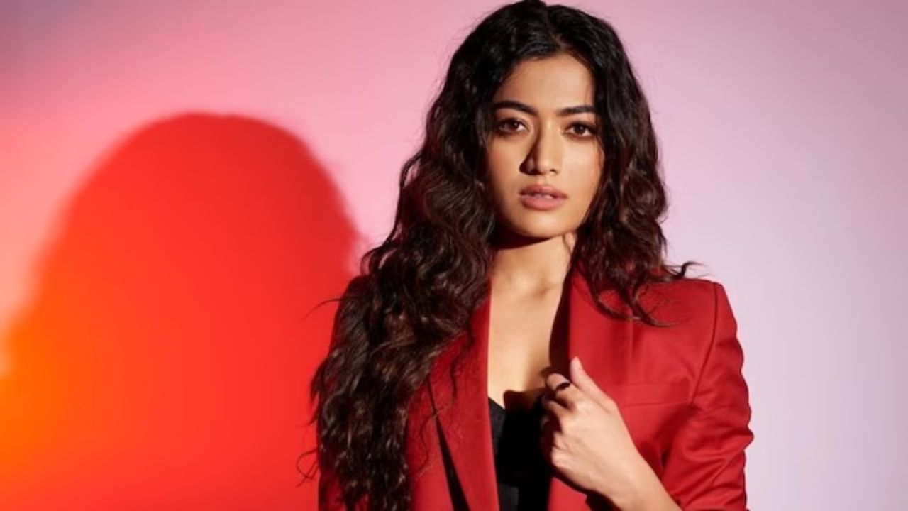 Rashmika Mandanna : ‘గర్ల్ఫ్రెండ్’ అవుతా అంటున్న రష్మిక మందన్నా.. రాహుల్ రవీంద్రన్తో.. Rashmika Mandanna : ‘గర్ల్ఫ్రెండ్’ అవుతా అంటున్న రష్మిక మందన్నా.. రాహుల్ రవీంద్రన్తో..