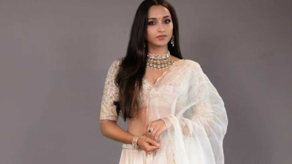 Srinidhi Shetty announce two Movies at a Time after Long Gap