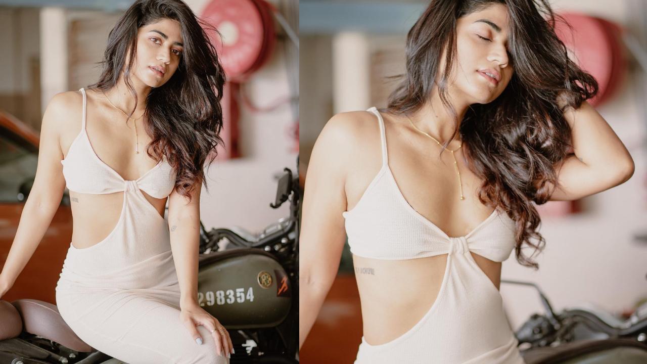 Abhignya : వెరైటీ వైట్ డ్రెస్‌లో అభిజ్ఞ అందాలు..