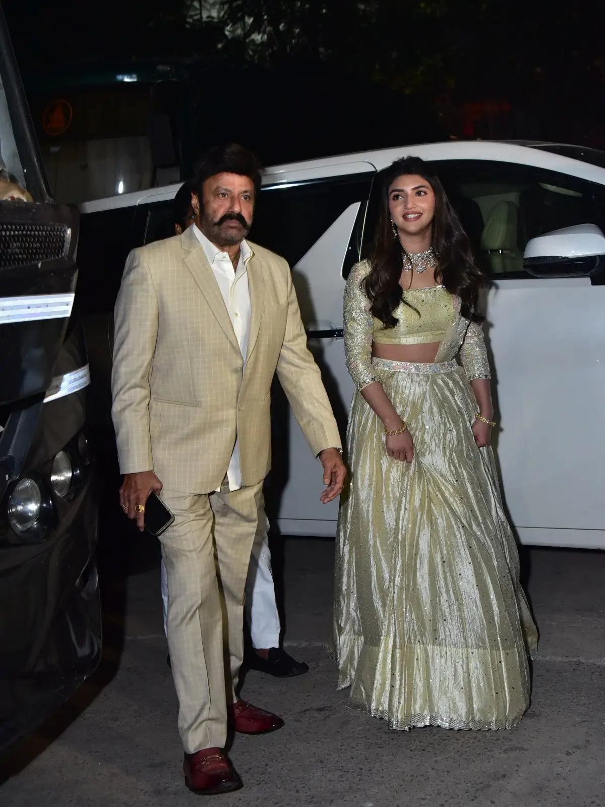 Balakrishna Sreeleela Bhagavanth Kesari success meet photos
