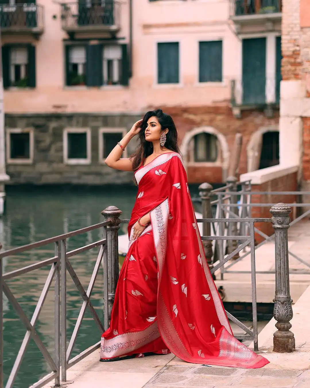 Divi Vadthya Shines in Silk Saree Photo Shoot at Italy