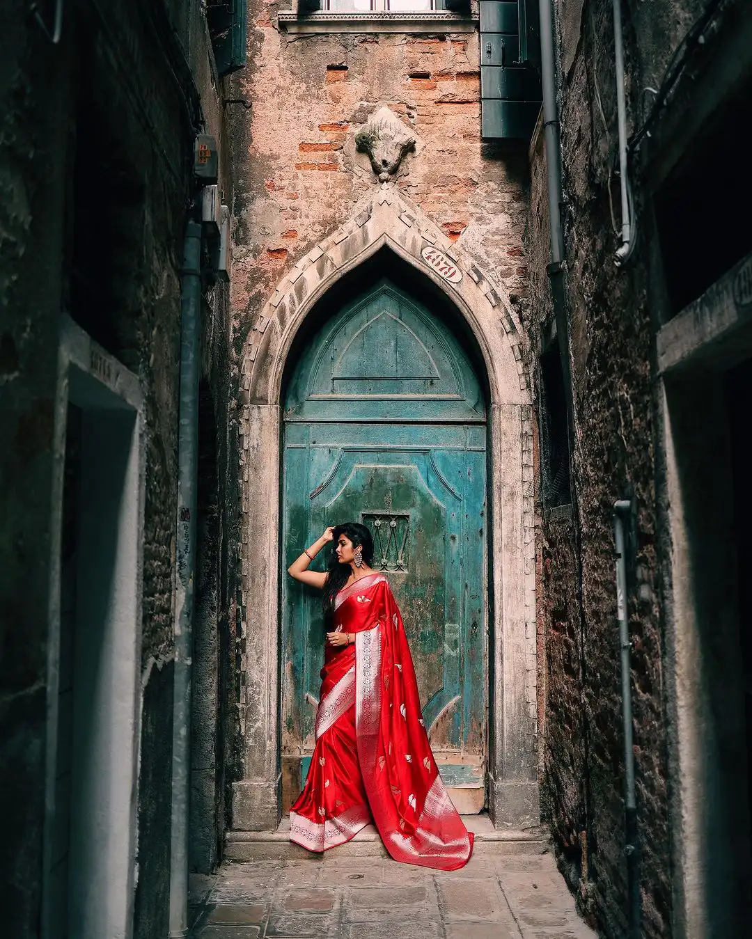 Divi Vadthya Shines in Silk Saree Photo Shoot at Italy