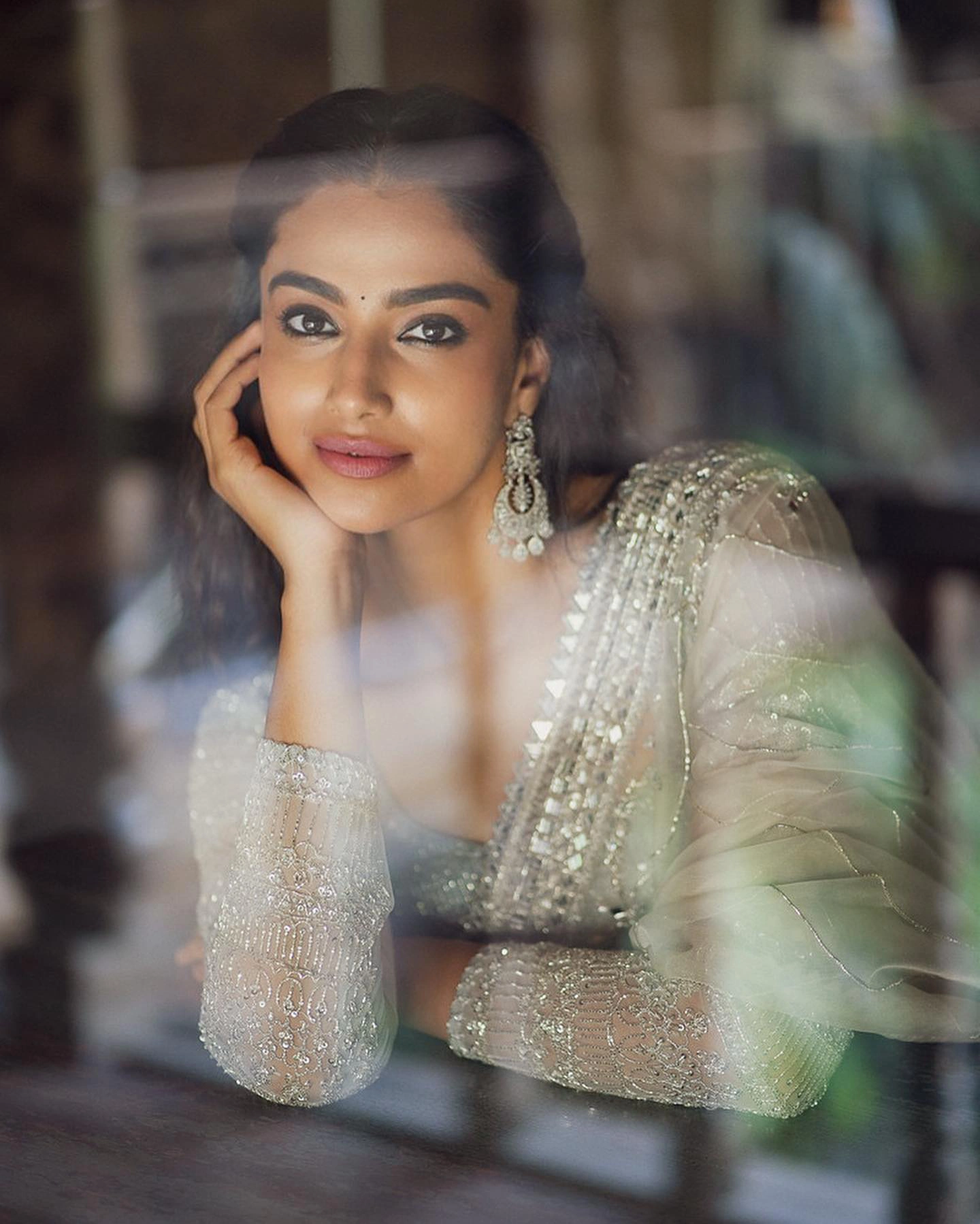 Guntur Kaaram Actress Meenakshi Chaudhary saree photos