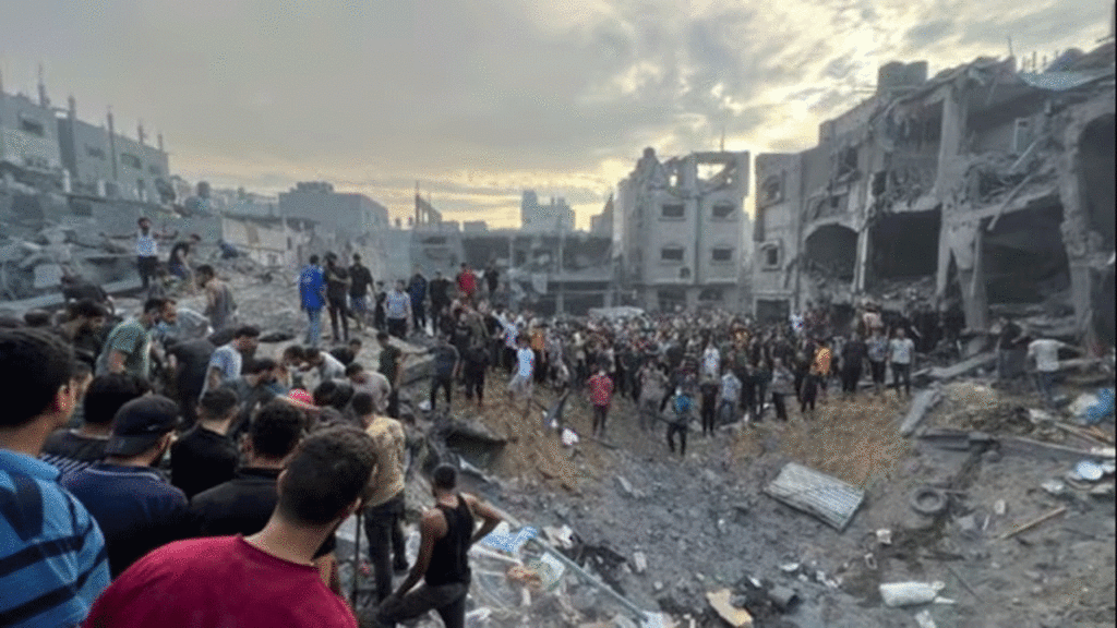 Israel bombs Gaza refugee camp