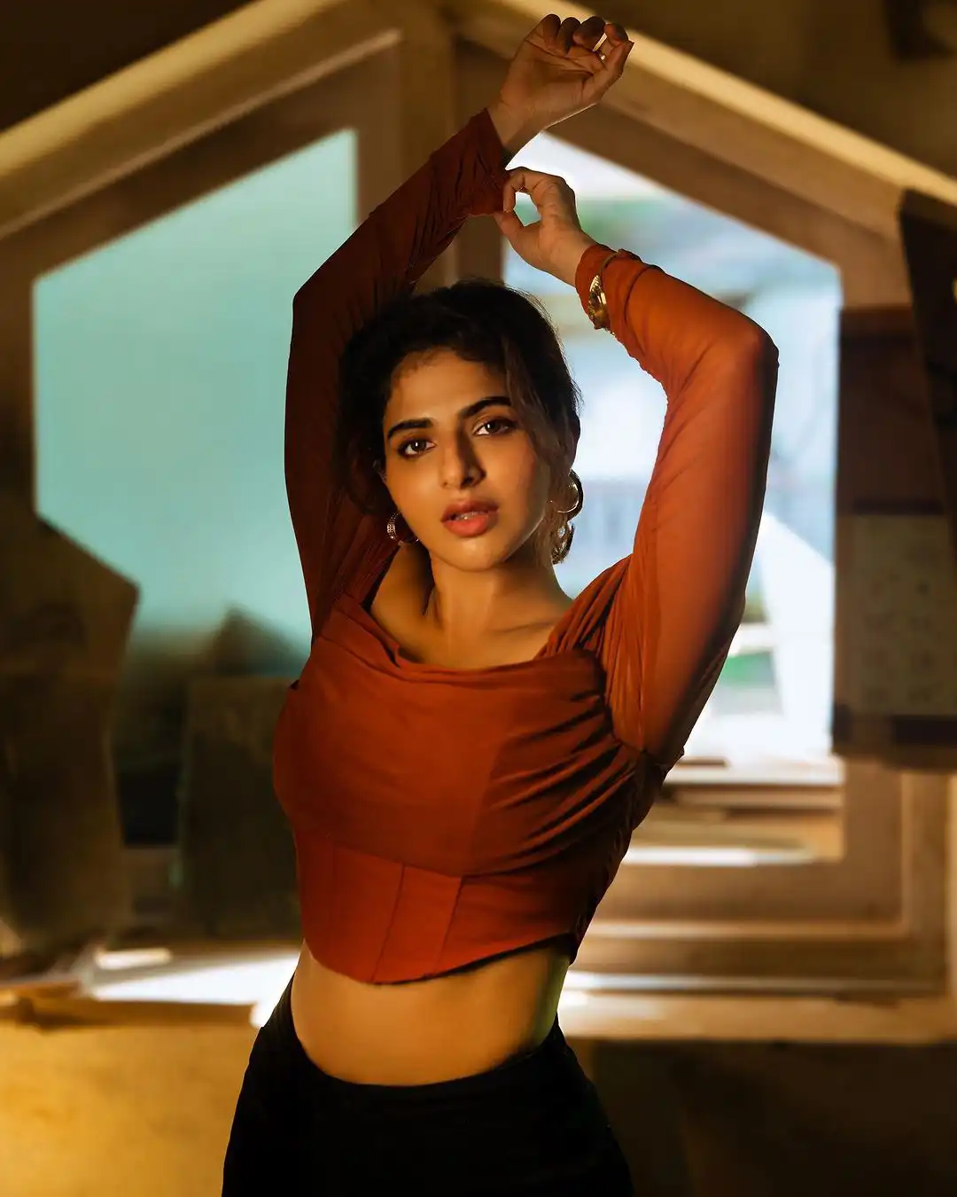 Iswarya Menon Sizzling Poses