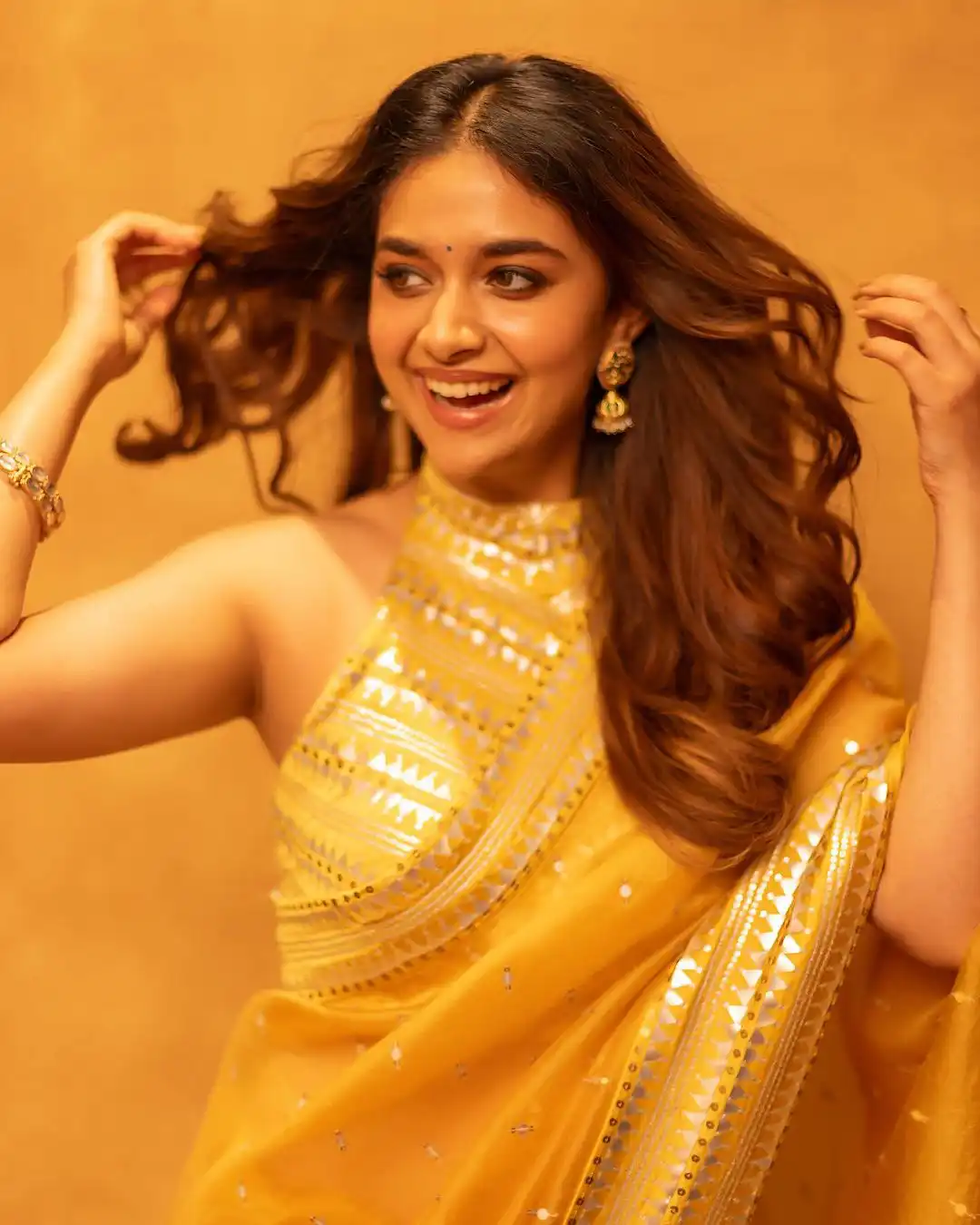 Keerthy Suresh Stunning Looks in Golden Color Saree for Diwali