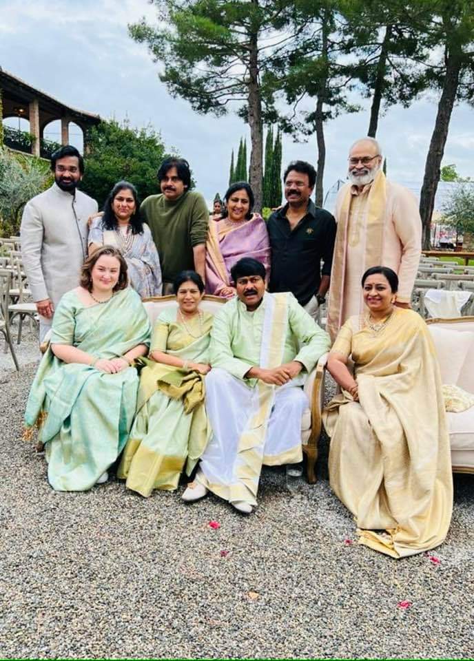 Mega heroes along with Varun Tej Lavanya Tripathi photo viral