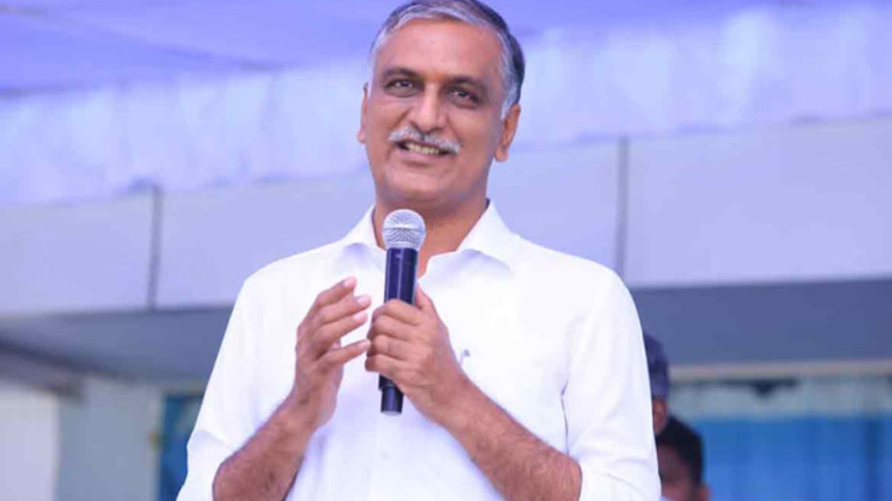 Harish Rao: ఎంపీలకు భద్రత కరవైంది.. లోక్సభలో కలకలంపై హరీశ్ రావు Harish Rao: ఎంపీలకు భద్రత కరవైంది.. లోక్సభలో కలకలంపై హరీశ్ రావు