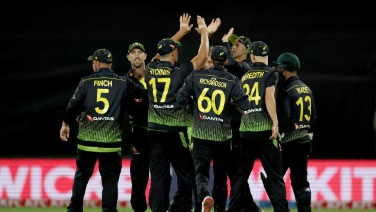 IND vs AUS : వరుస ఓటముల ఎఫెక్ట్..! సిరీస్ మధ్యలో ఆరుగురు ఆటగాళ్లను మార్చిన ఆస్ట్రేలియా IND vs AUS : వరుస ఓటముల ఎఫెక్ట్..! సిరీస్ మధ్యలో ఆరుగురు ఆటగాళ్లను మార్చిన ఆస్ట్రేలియా