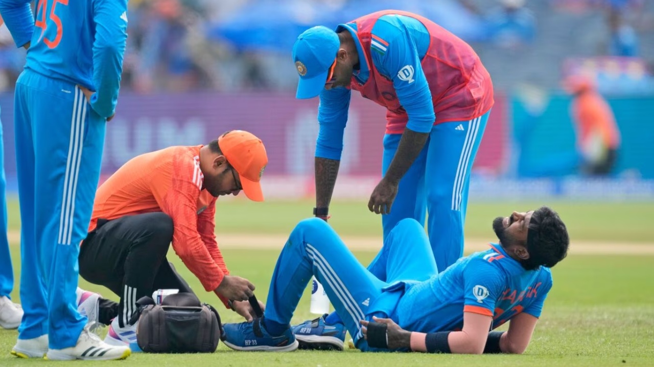 ODI World Cup 2023 : టీమ్ఇండియాకు బ్యాడ్ న్యూస్.. మరికొంత కాలం ఆటకు దూరంగా పాండ్య..! ODI World Cup 2023 : టీమ్ఇండియాకు బ్యాడ్ న్యూస్.. మరికొంత కాలం ఆటకు దూరంగా పాండ్య..!