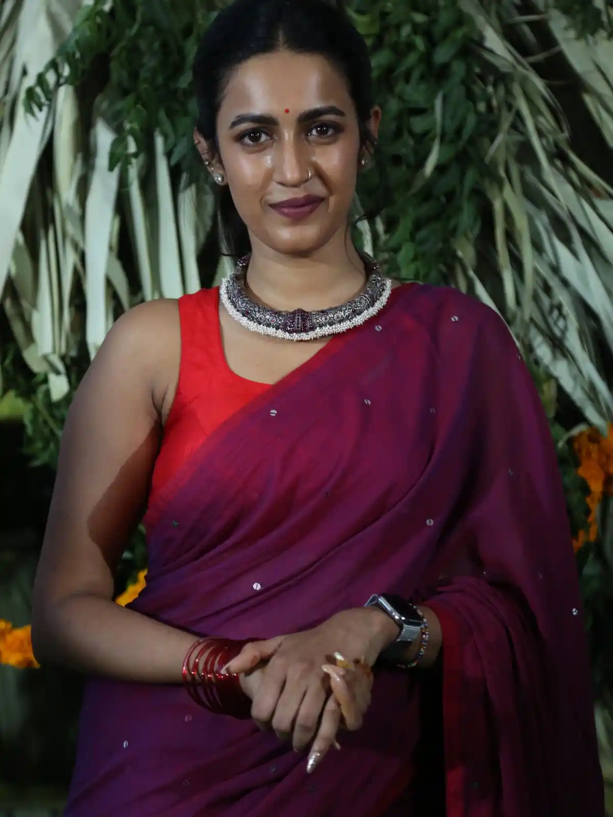 Niharika Konidela appearance in Saree at her New Movie Opening