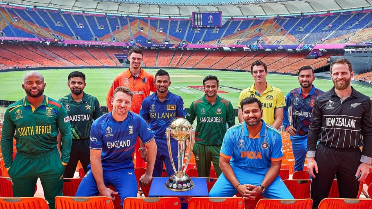 ODI World Cup 2023: సెమీ-ఫైనల్లోకి ప్రవేశించడానికి అవకాశమున్న జట్లు ఏవో తెలుసా..? పూర్తి వివరాలు ఇలా.. ODI World Cup 2023: సెమీ-ఫైనల్లోకి ప్రవేశించడానికి అవకాశమున్న జట్లు ఏవో తెలుసా..? పూర్తి వివరాలు ఇలా..