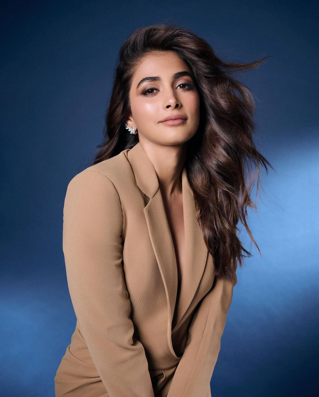 Pooja Hegde Shares her Latest Photos in Instagram