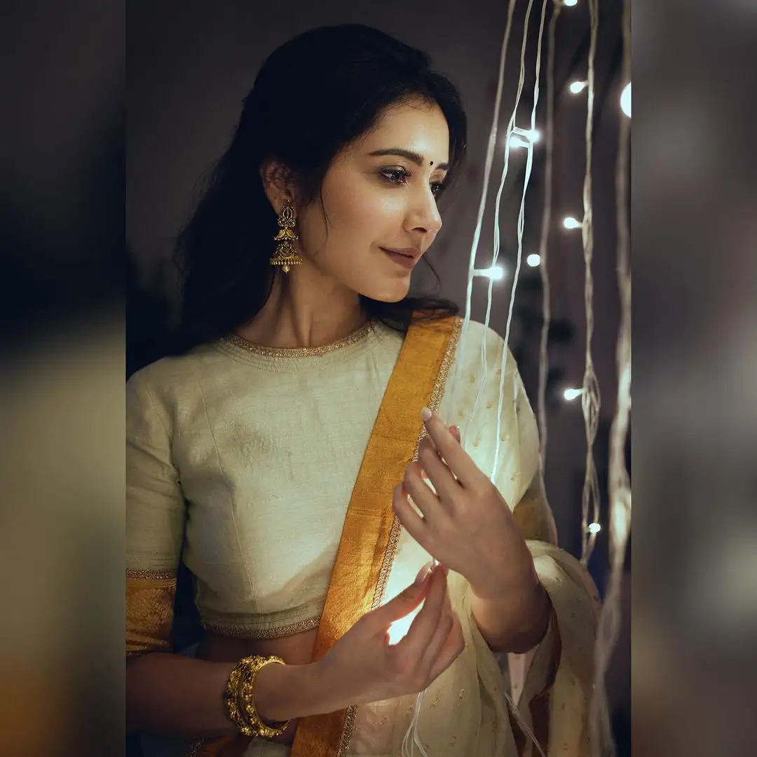 Raashii Khanna Diwali Special Photos with Lighting