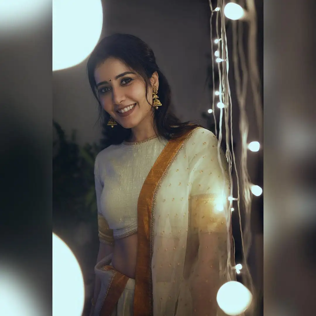 Raashii Khanna Diwali Special Photos with Lighting