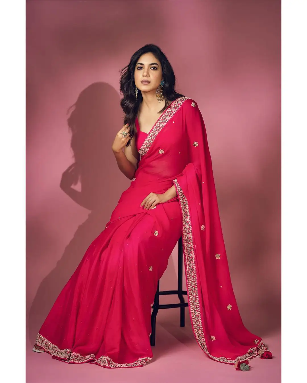 Ritu Varma Stunning Looks in Saree