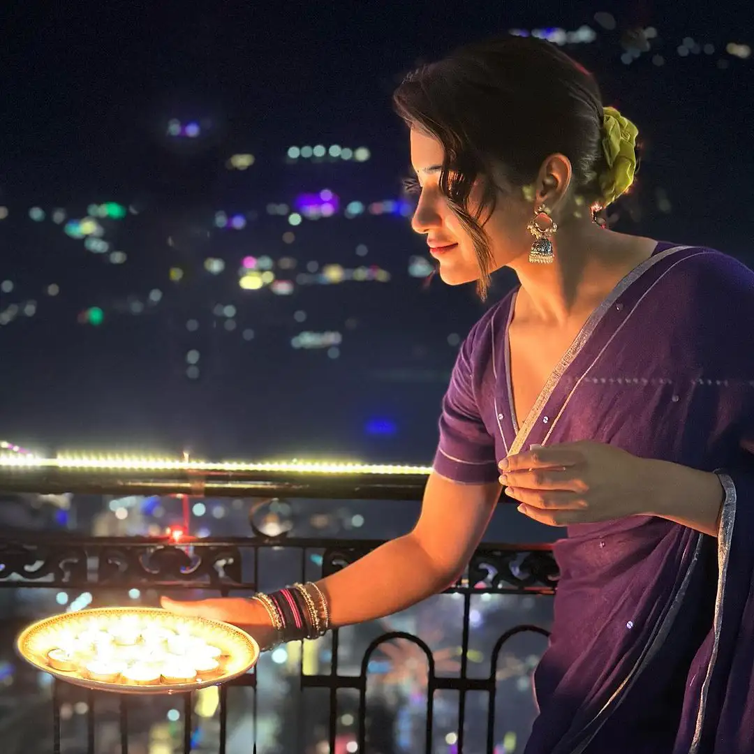 Ruhani Sharma Diwali Celebrations with Family