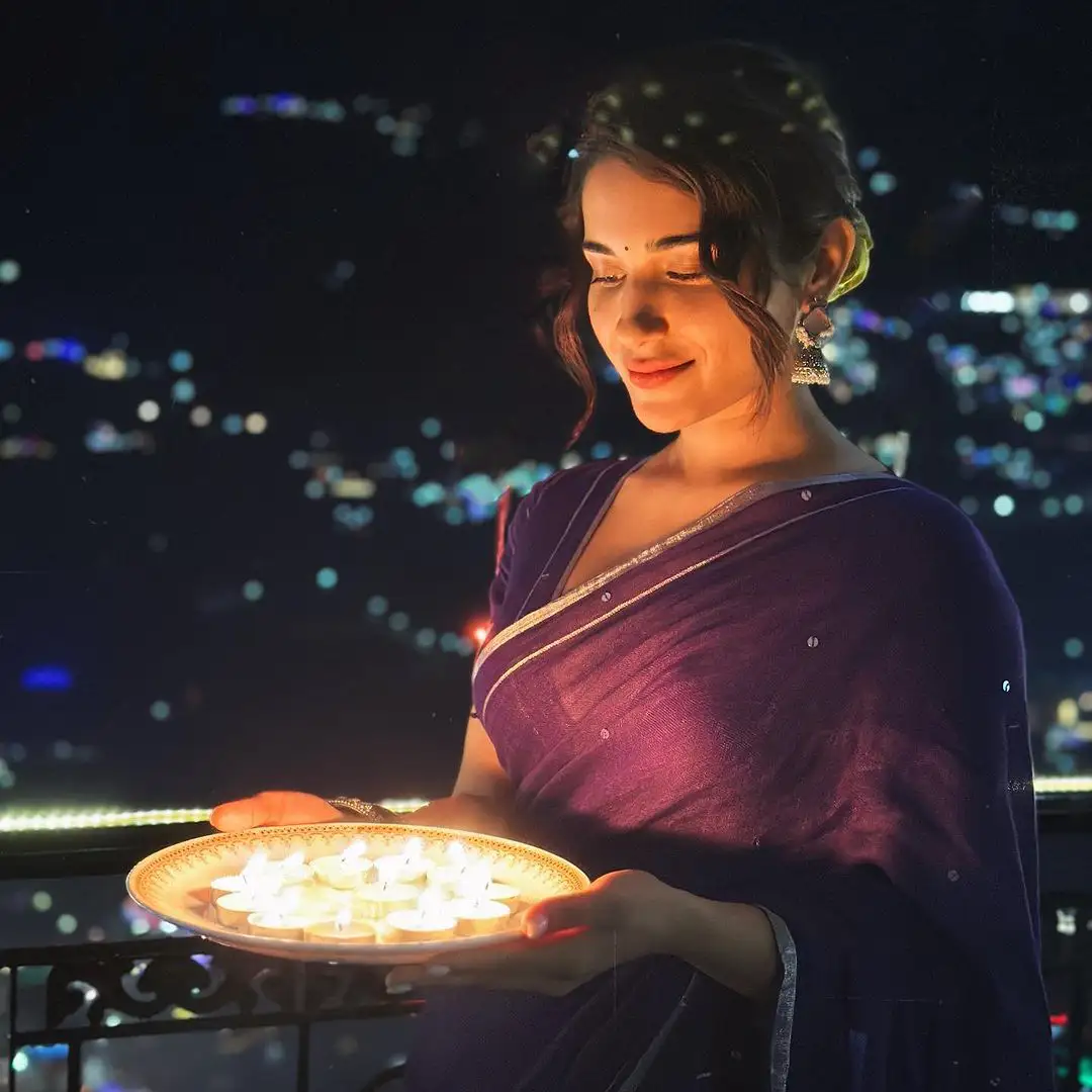 Ruhani Sharma Diwali Celebrations with Family