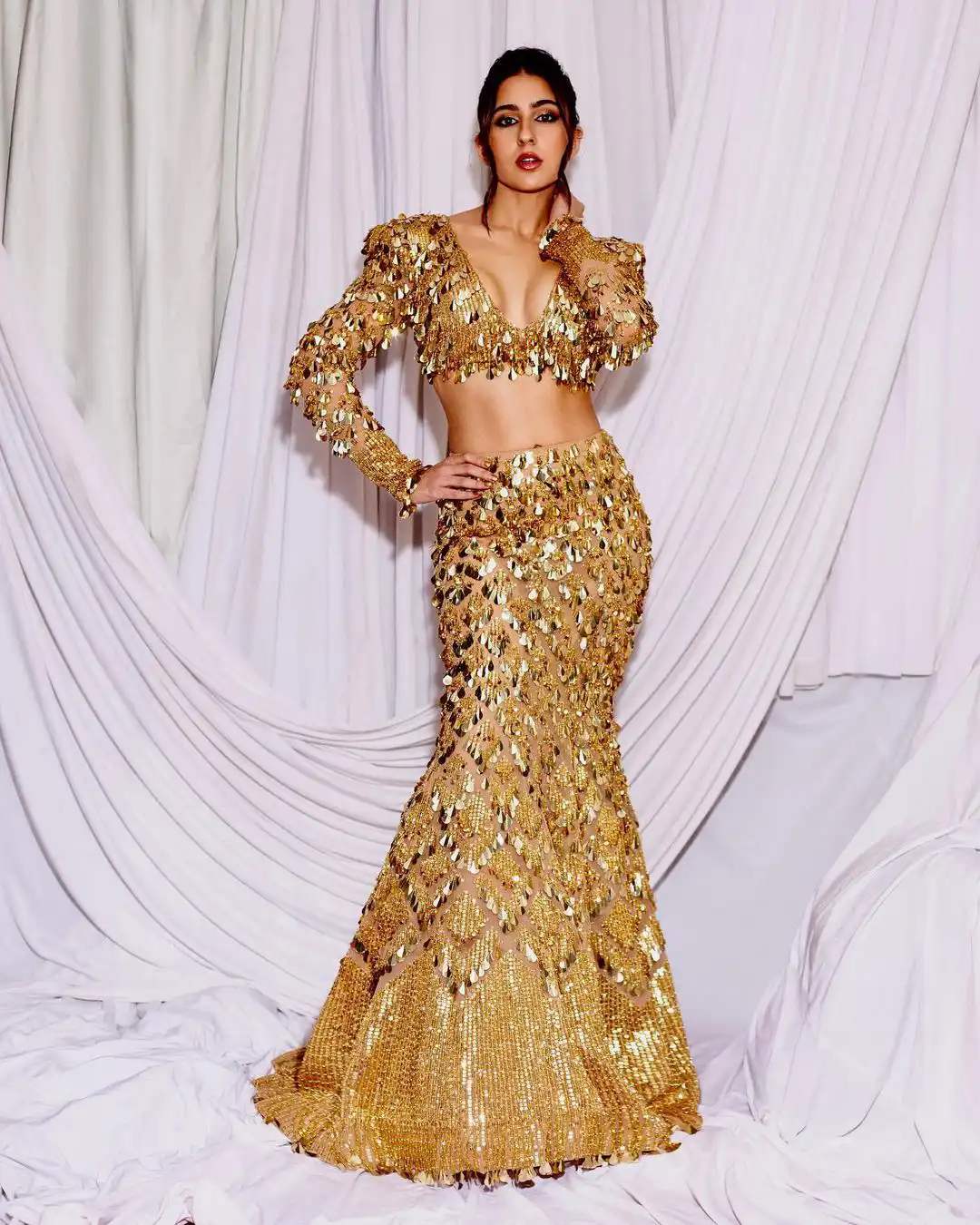 Sara Ali Khan Glitter with Glamour Photos