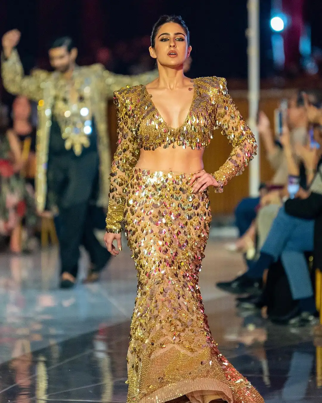Sara Ali Khan Glitter with Glamour Photos