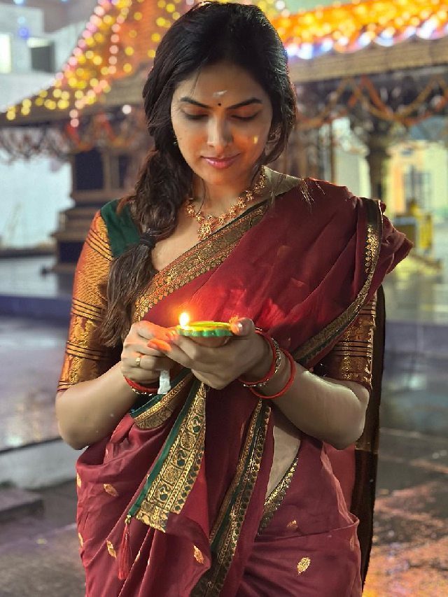 >దివి దివాళీ ఫోటోలు..