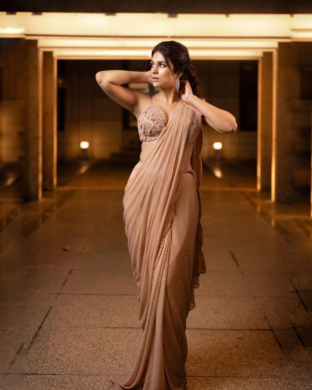 Tollywood Actress Shraddha Das latest saree photos