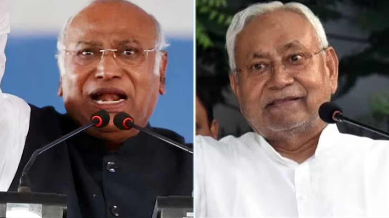 INDIA Bloc: డ్యామేజీ కంట్రోల్ చేసేందుకు అప్రమత్తమై కాంగ్రెస్.. రంగంలోకి ఖర్గే, నితీశ్కు మొదటి కాల్ INDIA Bloc: డ్యామేజీ కంట్రోల్ చేసేందుకు అప్రమత్తమై కాంగ్రెస్.. రంగంలోకి ఖర్గే, నితీశ్కు మొదటి కాల్