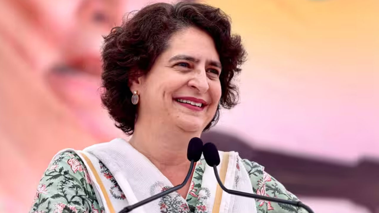 Assembly Elections 2023: అచ్చం సల్మాన్ ఖాన్ లాగే ఏడుస్తున్నారు.. మోదీపై ప్రియాంక గాంధీ ఆసక్తికర వ్యాఖ్యలు Assembly Elections 2023: అచ్చం సల్మాన్ ఖాన్ లాగే ఏడుస్తున్నారు.. మోదీపై ప్రియాంక గాంధీ ఆసక్తికర వ్యాఖ్యలు