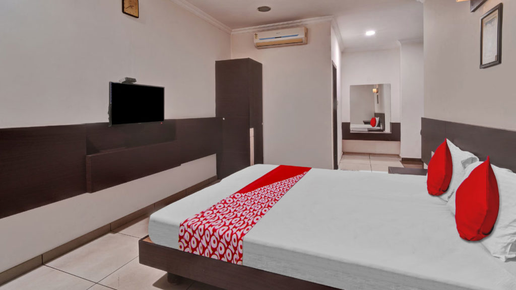 Noida Police and OYO join hands to curb immoral activities in hotels