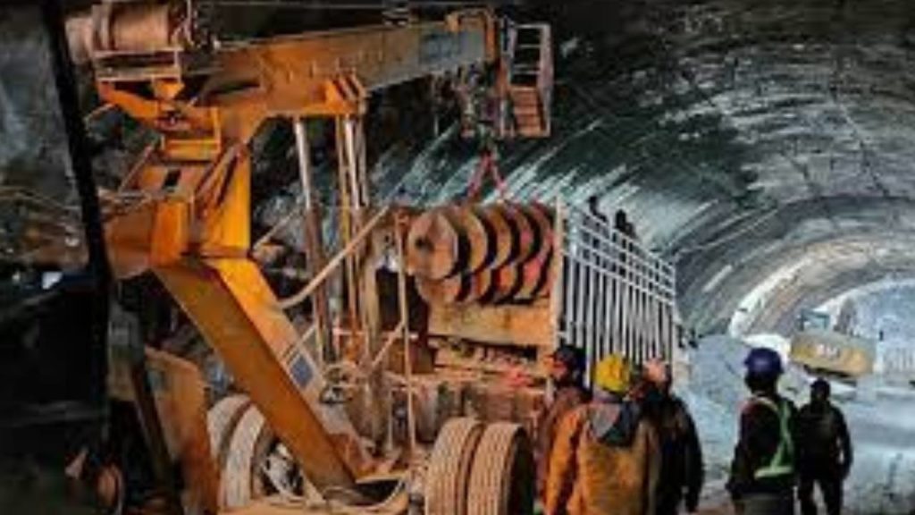 Uttarakhand tunnel collapsed