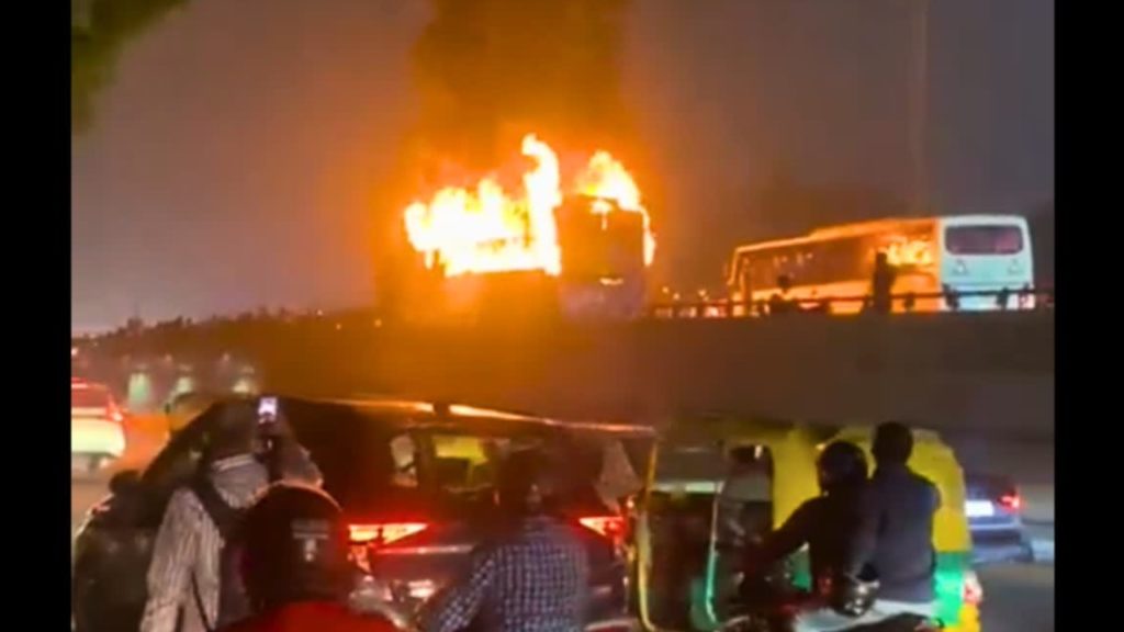 bus catches fire on Delhi-Jaipur highway