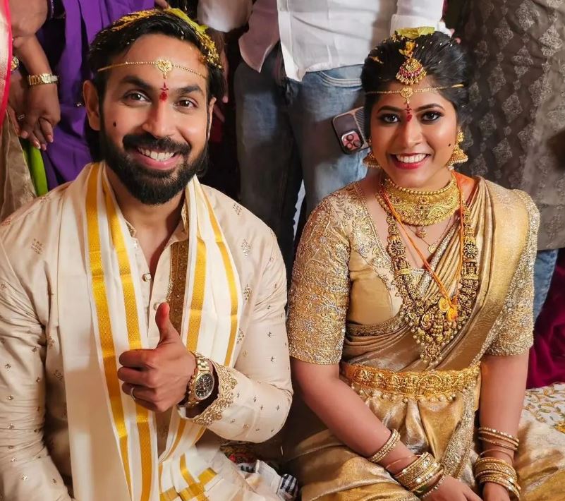 Serial actor Bigg Boss fame Manus Nagulapalli got married to Sreeja in Vijayawada