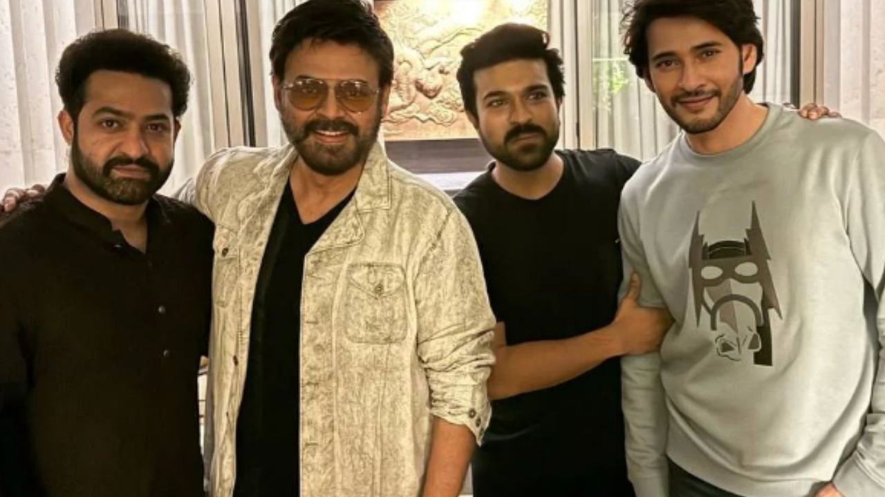 Tollywood Diwali : సింగిల్ ఫ్రేమ్లో మహేష్, ఎన్టీఆర్, రామ్ చరణ్.. ఇది కదా దీపావళి స్పెషల్ ట్రీట్.. Tollywood Diwali : సింగిల్ ఫ్రేమ్లో మహేష్, ఎన్టీఆర్, రామ్ చరణ్.. ఇది కదా దీపావళి స్పెషల్ ట్రీట్..