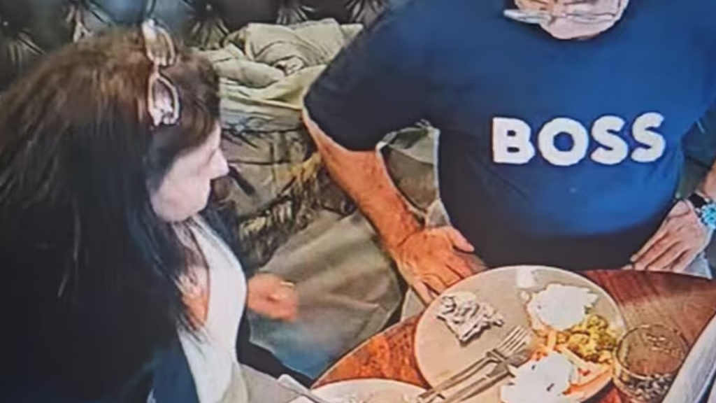 viral video woman caught putting hair in food to get free meal her act caught on camera