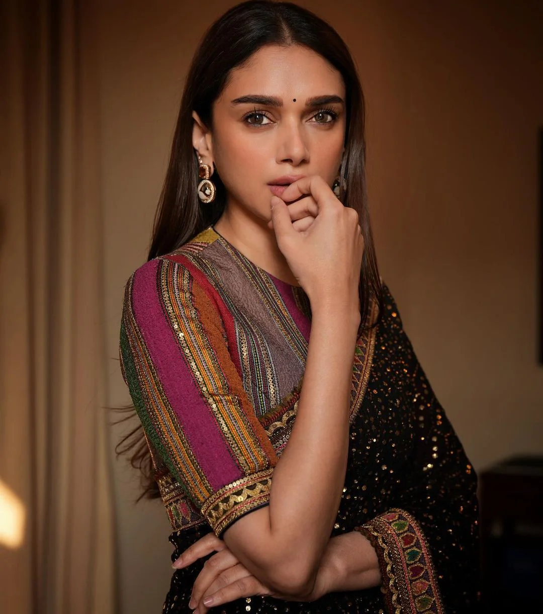 Aditi Rao Hydari shares her latest photos in instagram
