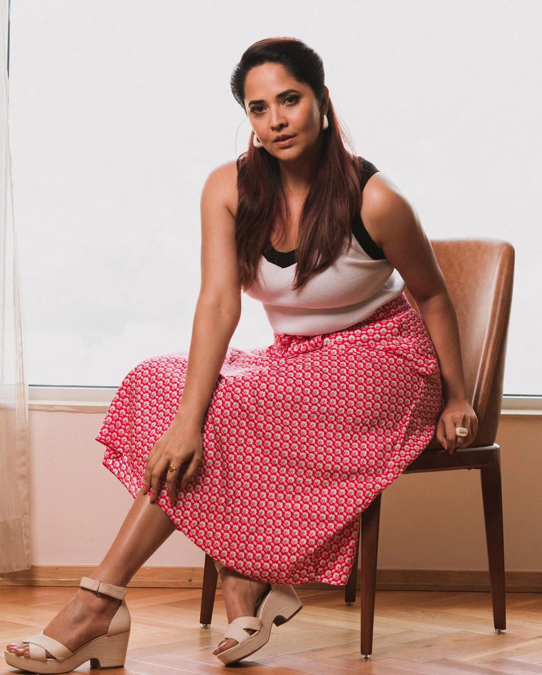 Anasuya Bharadwaj shares her latest photoshoot