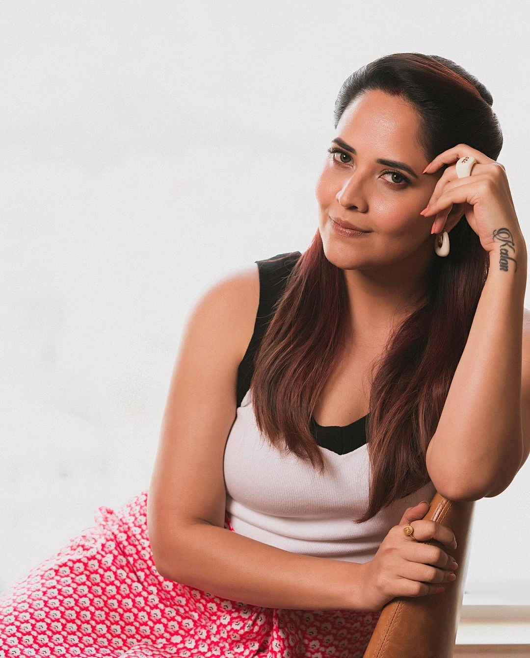 Anasuya Bharadwaj shares her latest photoshoot