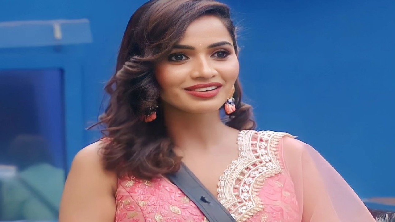 Bigg Boss 7 Day 95 : ఈ వీక్ నేనే ఎలిమినేట్ అయ్యేది.. వెళ్లేముందు శివాజీ గురించి బయటపెడతా.. శోభాశెట్టి Bigg Boss 7 Day 95 : ఈ వీక్ నేనే ఎలిమినేట్ అయ్యేది.. వెళ్లేముందు శివాజీ గురించి బయటపెడతా.. శోభాశెట్టి