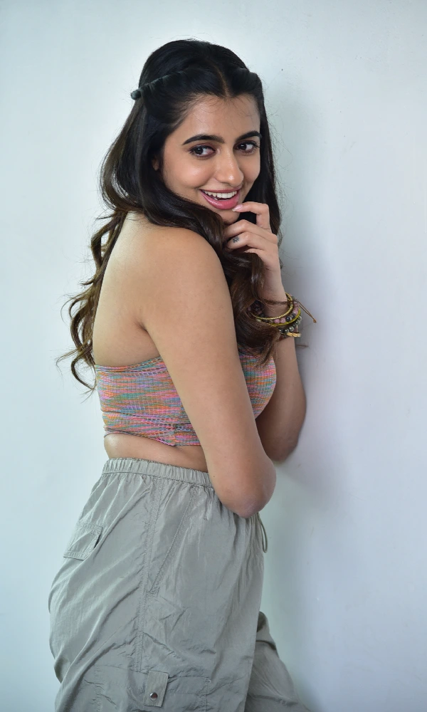 Bubblegum movie heroine Maanasa Choudhary latest photos