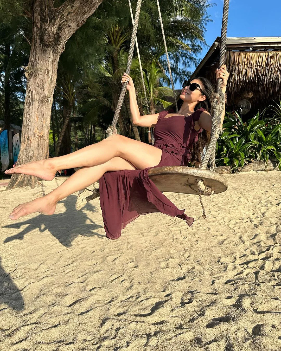 Disha Patani Mouni Roy enjoying in Thailand vacation photos