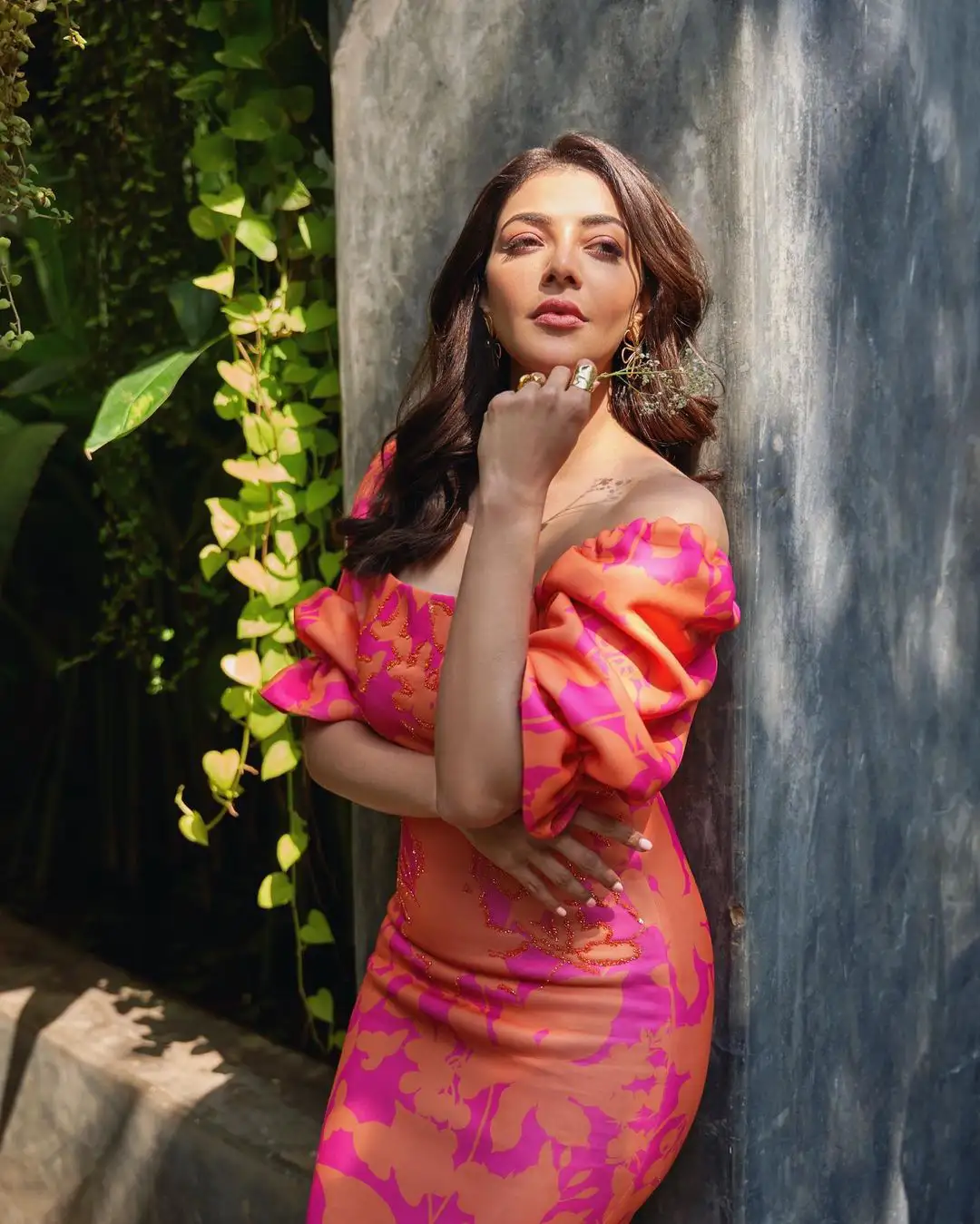 Kajal Aggarwal Shares Cute Photos Looks like a Moon Beauty