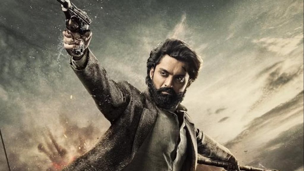 Kalyan Ram Samyuktha Menon Devil movie is released on new year celebrations