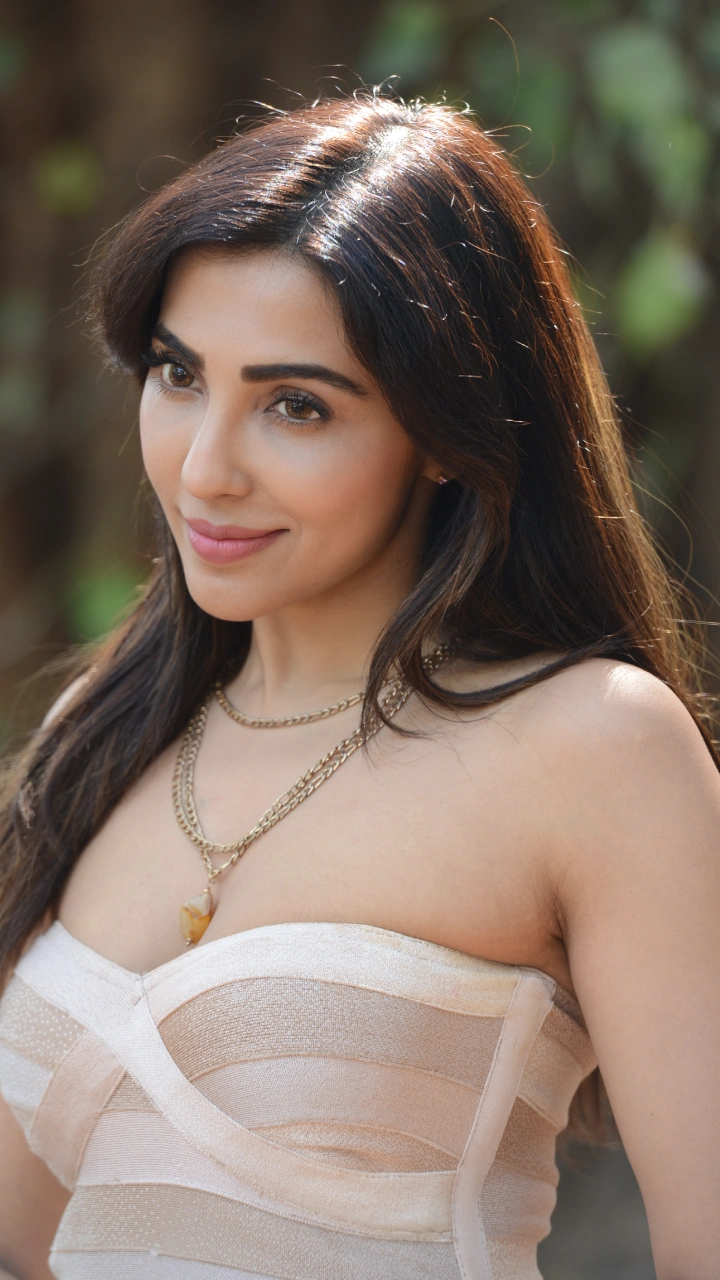 Kannada heroine Parvati Nair latest photos gone viral