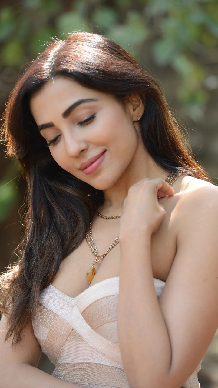 Kannada heroine Parvati Nair latest photos gone viral