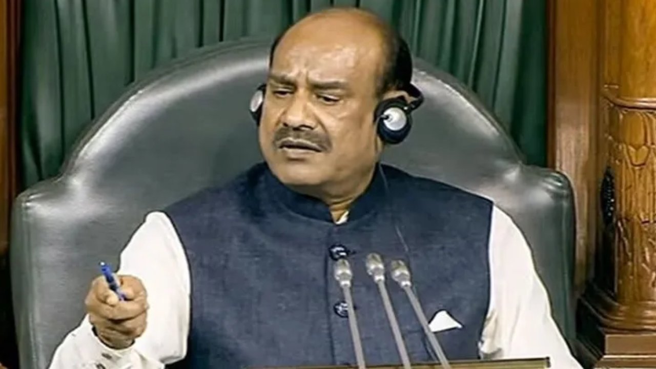 Speaker Om Birla : పార్లమెంట్ భద్రతా వైఫల్య ఘటనను రాజకీయం చేయడం తగదు : స్పీకర్ ఓం బిర్లా Speaker Om Birla : పార్లమెంట్ భద్రతా వైఫల్య ఘటనను రాజకీయం చేయడం తగదు : స్పీకర్ ఓం బిర్లా