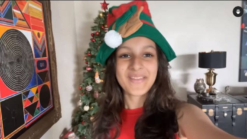 Mahesh Babu Daughter Sitara Ghattamaneni Christmas celebrations video