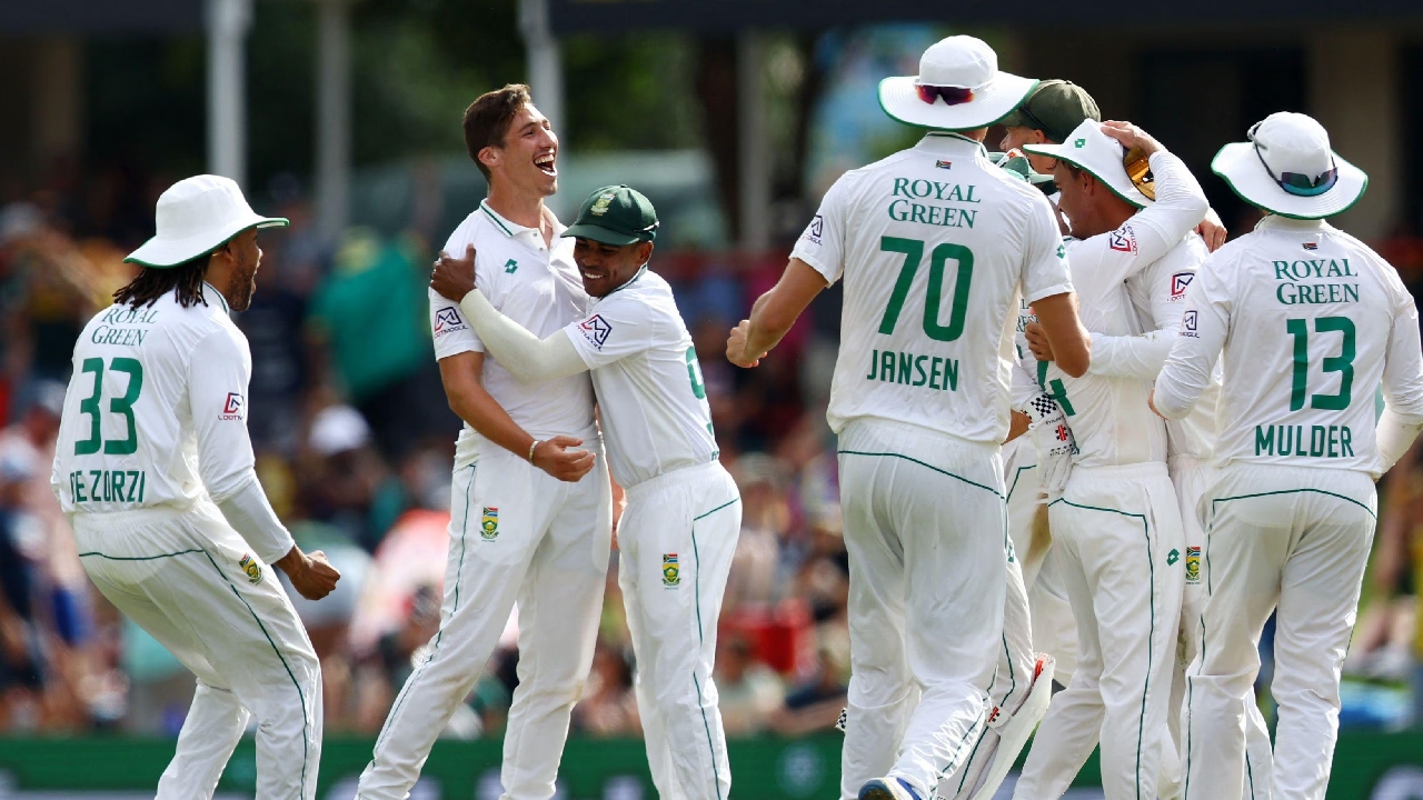IND vs SA 2nd Test : రెండో టెస్టుకు ముందు దక్షిణాఫ్రికాకు భారీ షాక్.. ఇంతకంటే మంచి అవకాశం భారత్కు దొరకదు IND vs SA 2nd Test : రెండో టెస్టుకు ముందు దక్షిణాఫ్రికాకు భారీ షాక్.. ఇంతకంటే మంచి అవకాశం భారత్కు దొరకదు