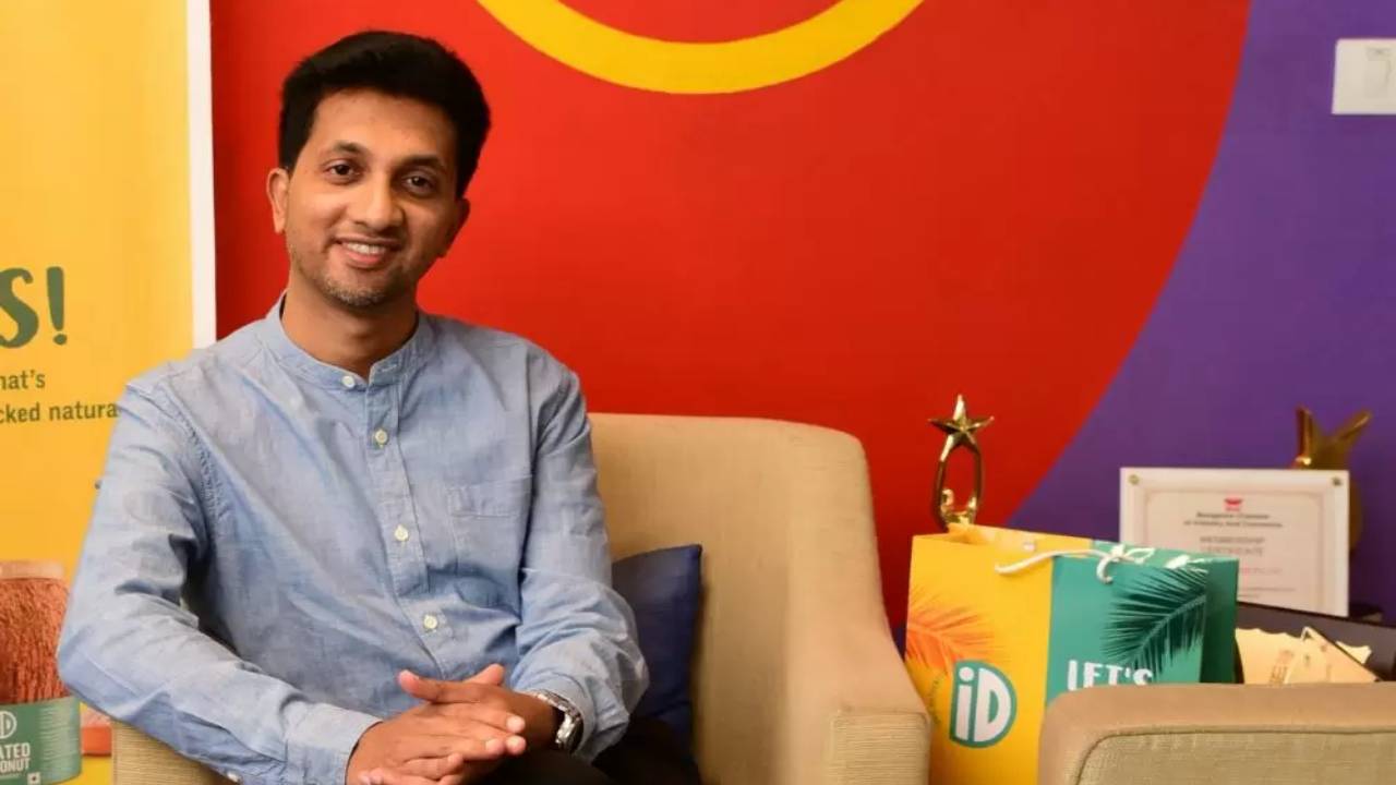 Musthafa PC : తిండి లేని స్థితి నుండి ఫుడ్ కంపెనీ సీఈఓగా ఎదిగిన ముస్తఫా PC సక్సెస్ ఫుల్ స్టోరీ చదవండి Musthafa PC : తిండి లేని స్థితి నుండి ఫుడ్ కంపెనీ సీఈఓగా ఎదిగిన ముస్తఫా PC సక్సెస్ ఫుల్ స్టోరీ చదవండి